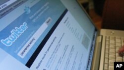 Дали мрежите за социјализирање навистина не` зближуваат?
