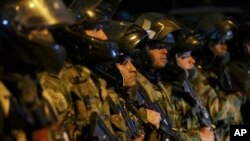 Militares colombianos y etadounidenses realizarán un operativo conjunto diseñado para nejorar las acciones conjuntas, tanto de tipo militar como humanitario. Foto AP