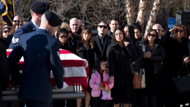 El sargento Louis Bonacasa cumplía su cuarto despliegue en zona de guerra y planeaba retirarse el próximo mes de abril.