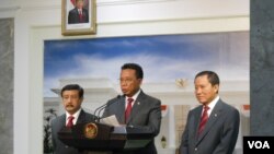 Menteri Koordinator bidang Politik Hukum dan Keamanan Djoko Suyanto