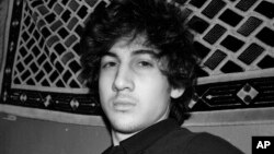 Tersangka pemboman Boston, Dzhokhar Tsarnaev, menulis nota itu di dinding bagian dalam kapal motor saat bersembunyi sebelum ditangkap (foto: dok). 