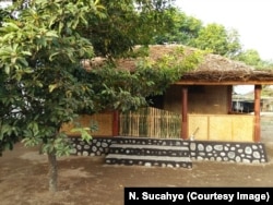 A wooden house in Prawira Village, North Lombok, still intact after the quake.