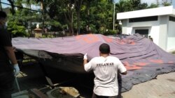 Relawan TRC BPBD DIY mendirikan tenda tambahan di area RSUP dr Sardjito, Rabu (30/6). (Foto: Courtesy/TRC BPBD DIY)