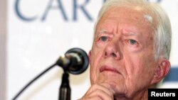 El ex presidente de Estados Unidos, Jimmy Carter durante conferencia de prensa en las elecciones presidenciales de Venezuela en 2004.