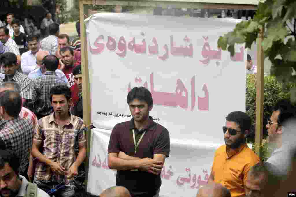 خۆپـیشـاندانی ناڕهزایی 28 ی شهشی 2012 له شـاری سلێمانی - 6