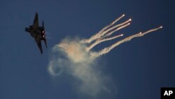 İsrail Hava Kuvvetlerine bağlı bir F-151 savaş jeti