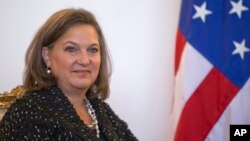 AQSh davlat kotibining yordamchisi Viktoriya Nuland