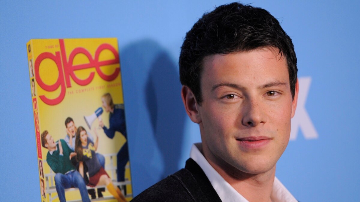Glee' Buat Episode Khusus Tentang Cory Monteith.