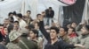 Binh sĩ Ai Cập xô xát với người biểu tình ở Quảng trường Tahrir