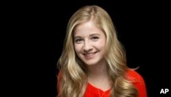 Singer Jackie Evancho, who wowed audiences at age 10 on NBC's "America's Got Talent," will sing the U.S. national anthem at the inauguration of President-elect Donald Trump.
