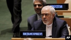 Le Ministre des Affaires étrangères de l'Iran Mohammad Javad Zarif lors de la session extraordinaire de l'Assemblée générale des Nations Unies sur le problème mondial de la drogue, au siège de l'Onu à New York, aux États-Unis, le 21 avril 2016. (REUTERS / Brendan McDermid)