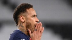 Paris Saint-Germain's Brazilian forward Neymar reacts