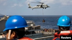 Personil militer AS dikerahkan untuk memberikan upaya bantuan di San Juan, Puerto Rico (28/9). 
