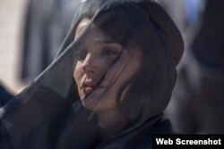 «نتلی پورتمن» در نقش «ژاکلین کندی» در فیلم «جکی» Fox Searchlight