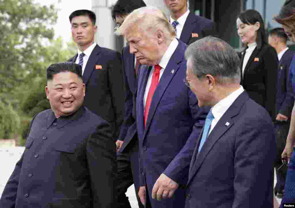 کیم جونگ اون پس از این دیدار با بدرقه پرزیدنت ترامپ و رئیس جمهوری کره جنوبی٬ به کره شمالی بازگشت.