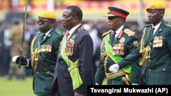 Zimbabwe President and VP Chiwenga 2
