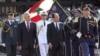 Tổng thống Pháp đến Libăng để thảo luận tình hình Syria