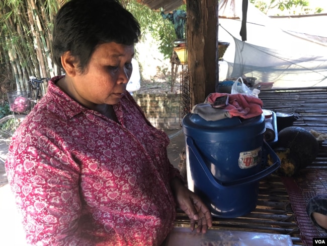 Pork Kep, a resident of in Siem Reap City’s Chreav commune, was granted an Equity Card but has never used it for health care. March 15, 2019. (Sun Narin/VOA Khmer)