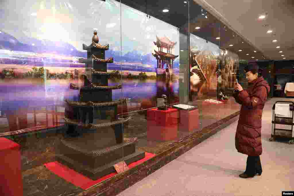 نمایشگاه هنر با شکلات در موزه کاخ سلطنتی در مانچوکوئو چین.