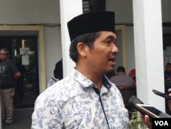 Direktur Lingkar Madani Indonesia (LIMA), Ray Rangkuti. (VOA/Fathiyah)