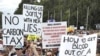 Protesters Challenge Australian Government's Carbon Tax Plan