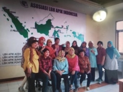 Para pengurus LBH Apik Jakarta (foto: courtesy).