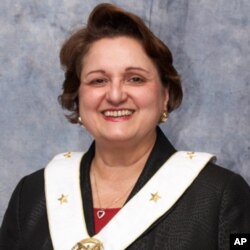 Christine Constantine