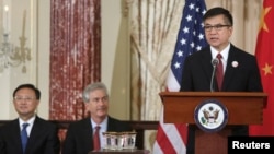 개리 로크 주중 미 대사가 지난 7월 워싱턴에서 열린 미중 전략경제대화에서 기조연설을 하고 있다.