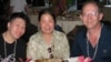 美籍华裔女商人潘婉芬（Sandy Phan-Gillis）与丈夫杰夫·吉利斯（Jeff Gillis）在一起。（资料照片）