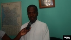 Padre Francisco Mbambi, Namibe