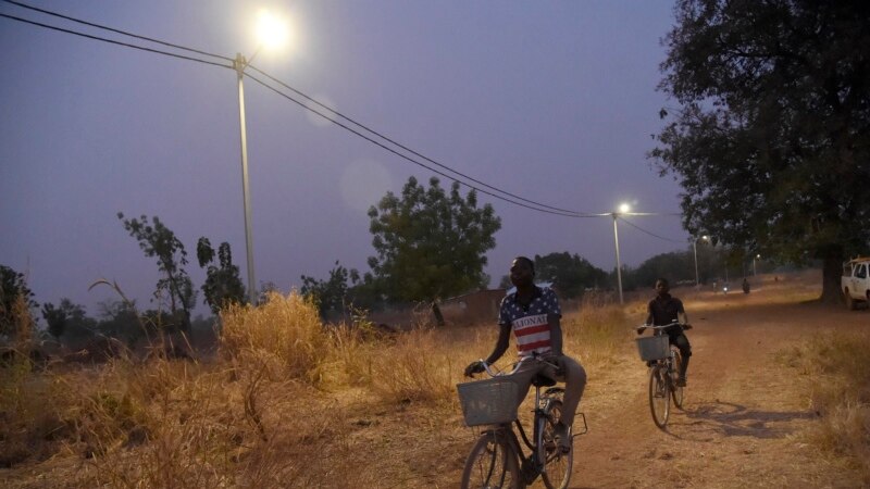 Mali: plusieurs cadres de la société d'énergie nationale arrêtés
