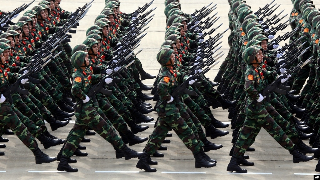 Ngày Quân đội Nhân dân Việt Nam tại Hà Nội, ngày 2/9/2015. (AP Photo/Hau Dinh)