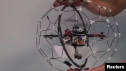 Leteći robot Gimbal