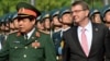 Trung Quốc lấn tới, Việt Nam ngả về cựu thù?
