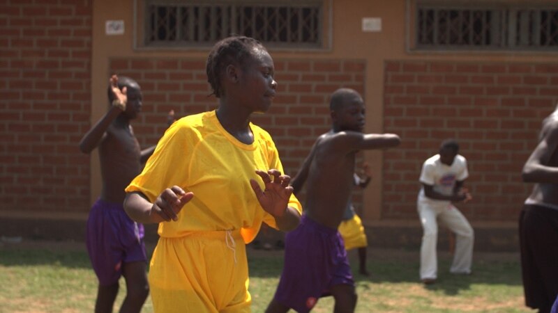 A Bangui, la capoeira pour surmonter la guerre et la violence