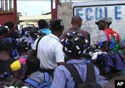 Chaos at the opening of school in Tabarre