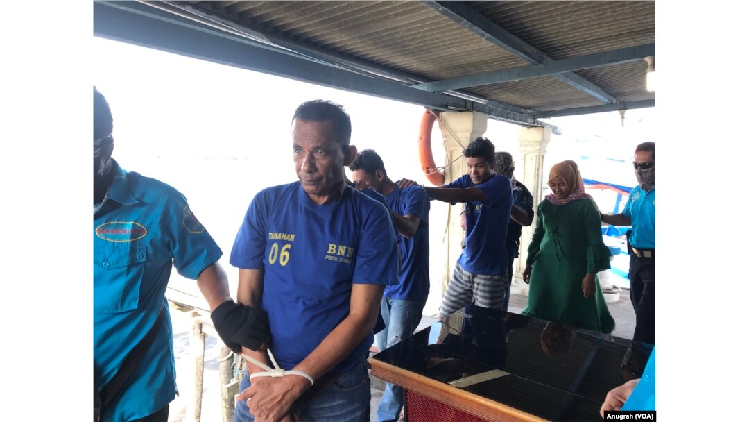 Ramli pengendali penyelundupan narkotika asal Malaysia yang merupakan narapidana di Lapas Tanjung Gusta, Medan, Selasa (15/1). (Foto: VOA/Anugrah)