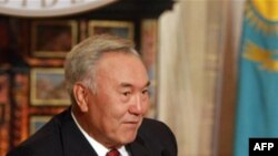 Президент Нурсултан Назарбаєв