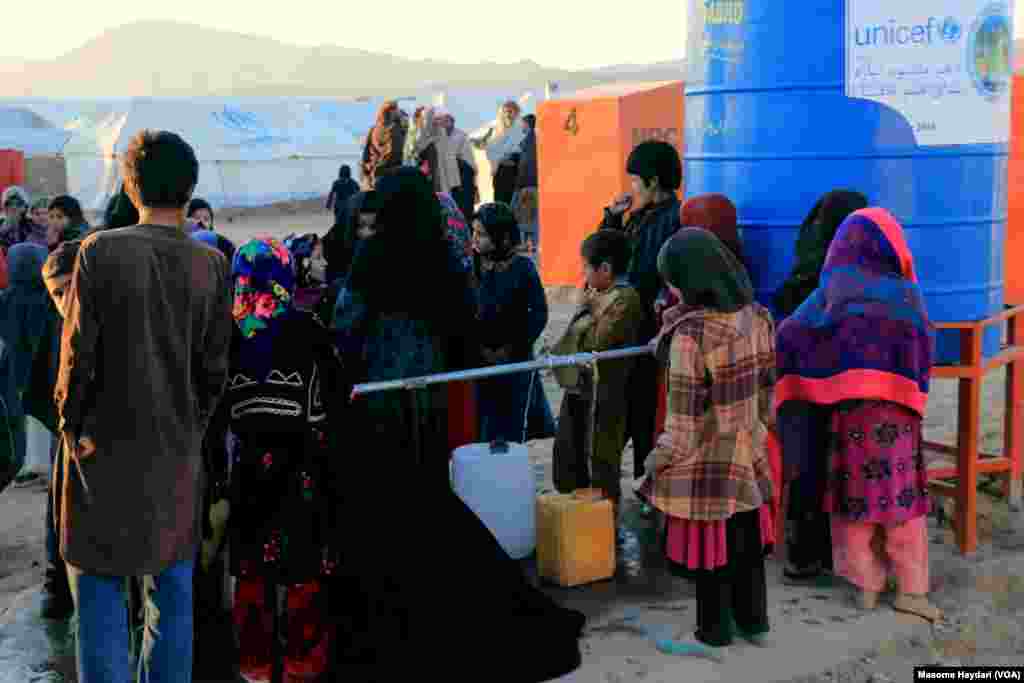 ملل متحد گفته است که خشکسالی سبب شده که حدود ۳.۳ میلیون شهروند افغانستان، مصؤونیت غذایی نداشته باشند