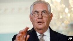 El secretario de Estado, Rex Tillerson, dijo que Estados Unidos está abierto a establecer una zona de exclusión aérea en Siria en coordinación con Rusia.