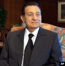 Egyptian President Hosni Mubarak, hosting Israeli-Palestinian talks in Sharm el-Sheikh, 14 Sept 2010.