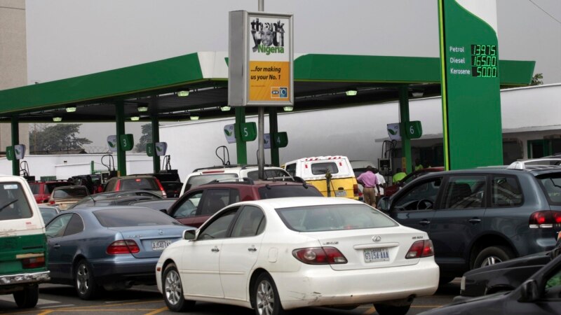 Le gouvernement nigérian maintient les subventions des carburants