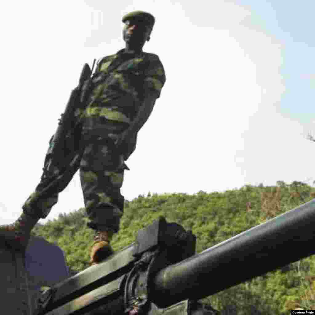 Mpiganaji wa M23 juu ya silaha zilizopatikana Goma