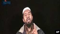 Foto yang diambil dari video yang dirilis oleh situs kelompok intelijen ini menampilkan sosok Abu Yahia al-Libi (Foto: dok). Panglima al-Qaida ini menjadi target serangan drone militer Amerika dalam upaya pemberantasan teroris. 