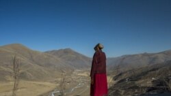 དཔལ་ཡུལ་ཡ་ཆེན་ཆོས་སྒར་ནས་ཕྱི་ནས་འབྱོར་བའི་གྲྭ་བཙུན་རྣམས་ཕྱིར་འབུད་བཏང་བ།