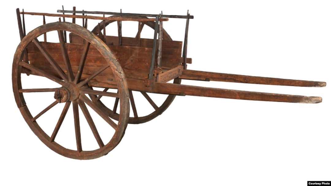 A Red River cart, donated in 1882 to the Smithsonian Institution by an early Métis settler in North Dakota. Courtesy: Smithsonian's National Museum of American History.