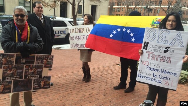 Un grupo de expresidentes, entre ellos Andrés Pastrana, llegaron al país para observar el proceso electoral.