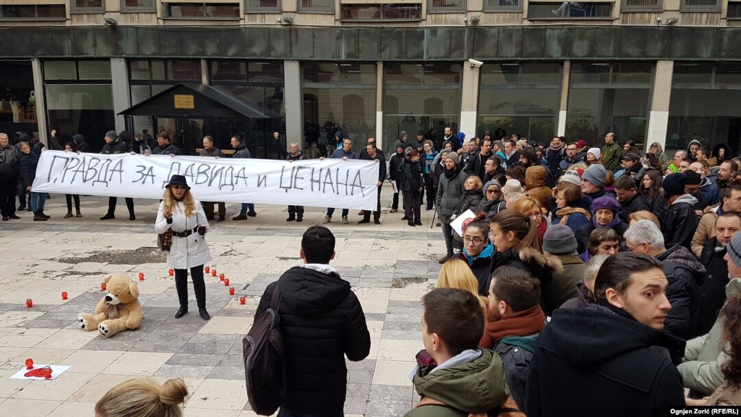 Serbia - The gathering in solidarity with the family of David Dragicevic, entitled "The Heart for David - Belgrade near Banja Luka", began on the plateau outside the Faculty of Philosophy in downtown Belgrade. 26. December 2018