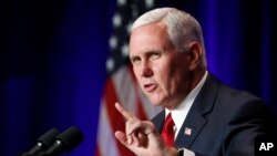 Phó Tổng thống Hoa Kỳ Mike Pence phát biểu tại một sự kiện hôm 4/8/2017. 