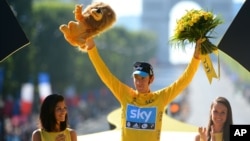 Tay đua Bradley Wiggins giành chức vô địch Tour de France năm 2012